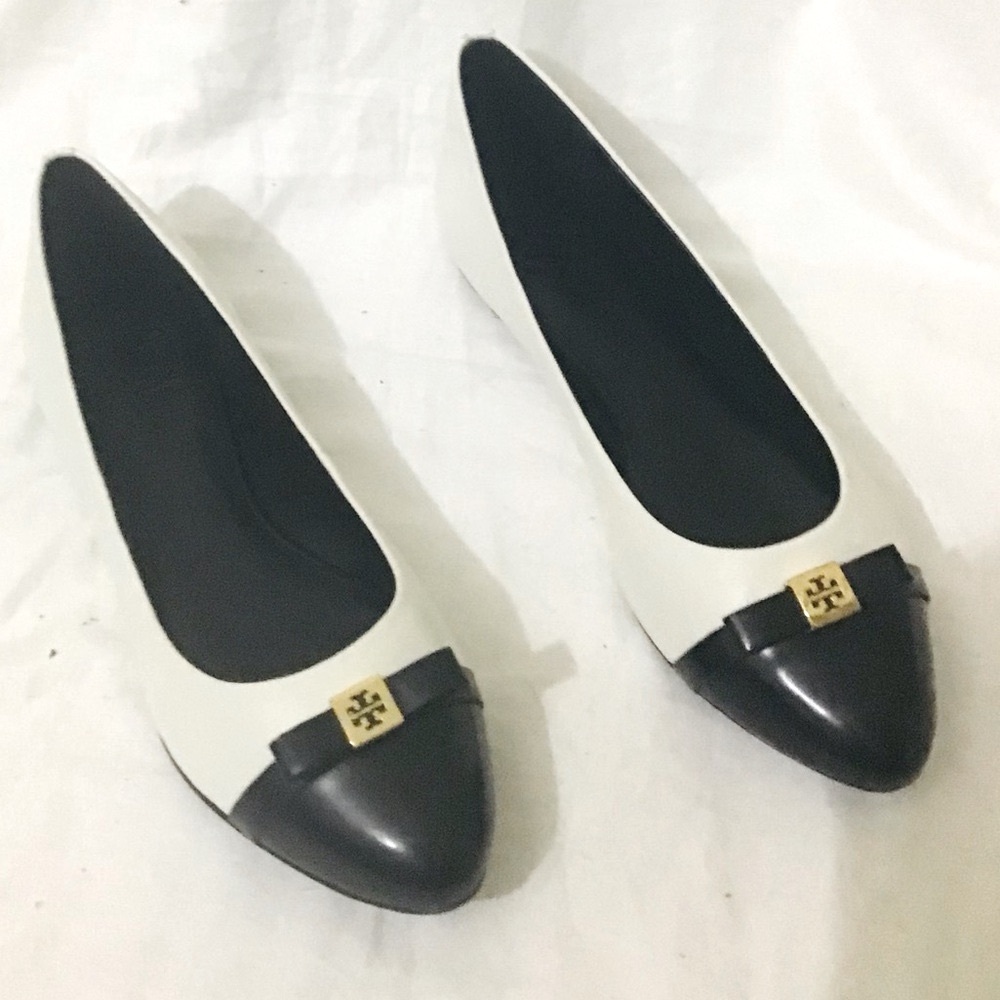 Tory Burch Hugo Pointy Ballet Flats